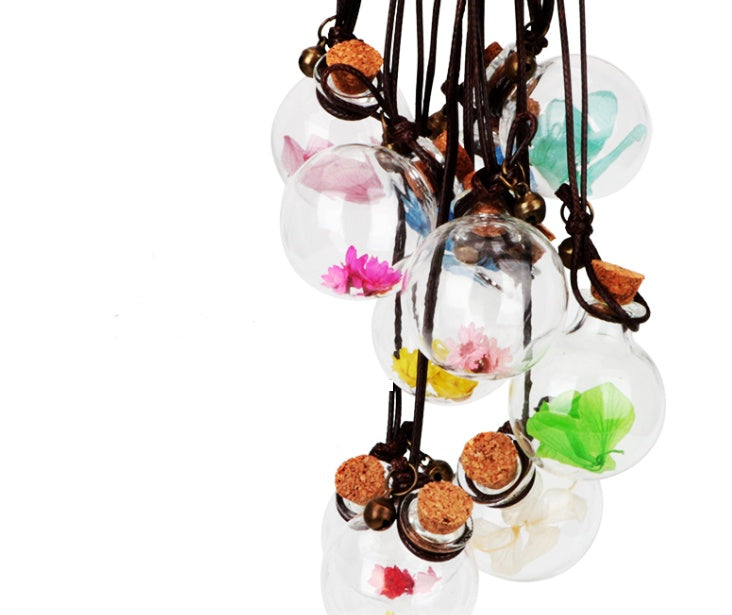 High Borosilicate Glass Ball Pendant with Brazilian White Star Flowers