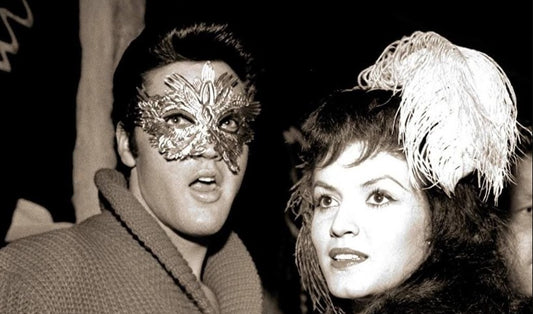 Unmasking Elvis Presley: The King’s Iconic Halloween of 1957