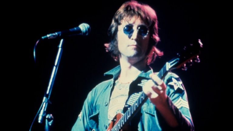 The Journey Behind John Lennon’s Isolated 1970 Song 
