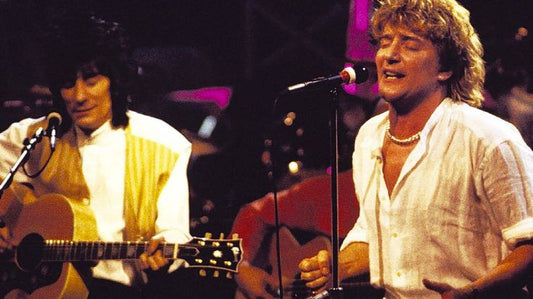 Rod Stewart’s "Unplugged...and Seated": A Testament to Timeless Talent