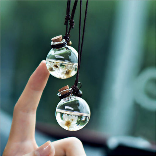 High Borosilicate Glass Ball Pendant with Brazilian White Star Flowers