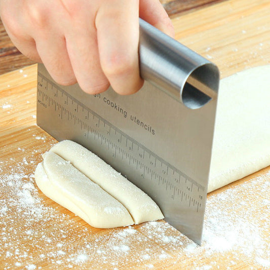 Professional Grade Stainless Steel Dough Scraper for Precise Cuts