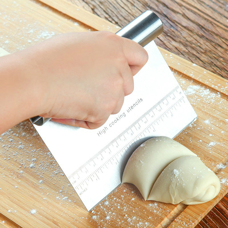 Professional Grade Stainless Steel Dough Scraper for Precise Cuts