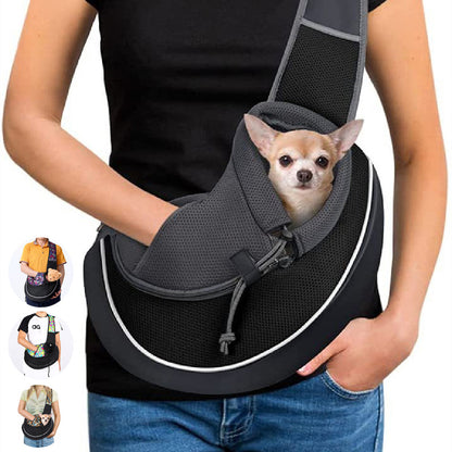 Portable crossbody bag for dogs and cats.