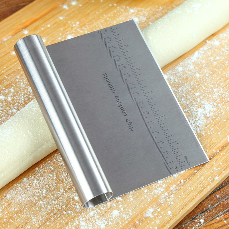 Professional Grade Stainless Steel Dough Scraper for Precise Cuts